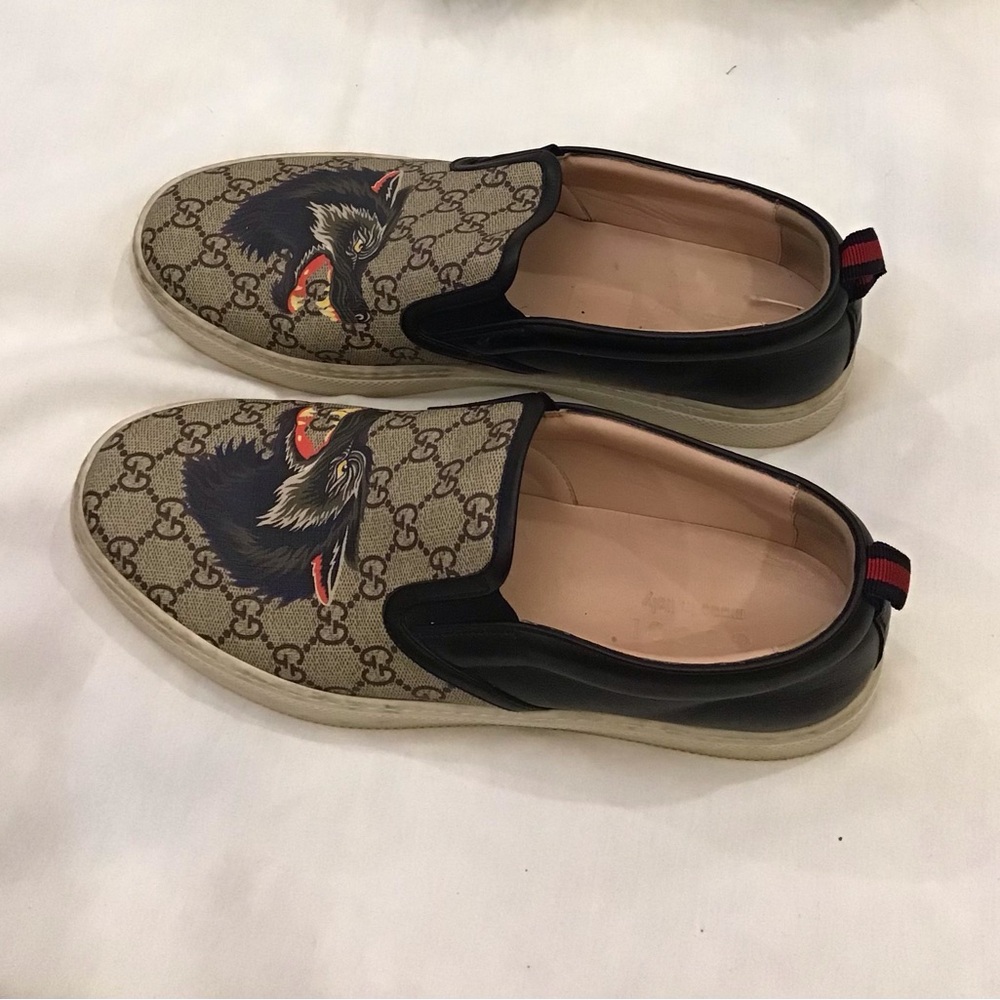 Gucci Tan Monogram Slip-On Loafers with Wolf Motif